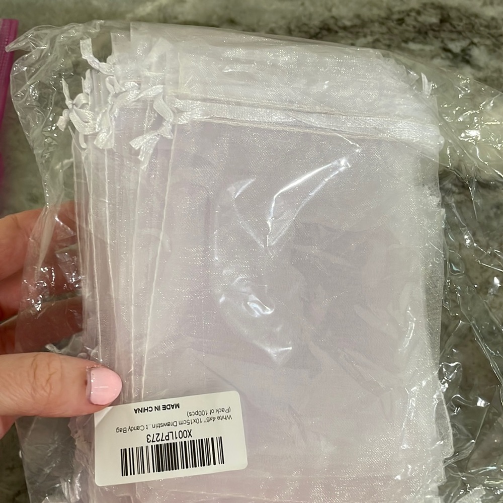 93 sachets white 4 x 6 (new)